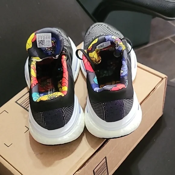 ADIDAS Women’s Solar Glide 5 Running Shoes Size 9.5 - Picture 4 of 8